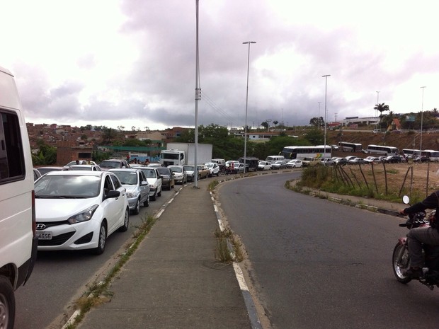 Via local da BR-232 em Caruaru (Foto: Danilo César/ TV Asa Branca)
