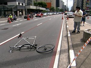 Preso o homem acusado de atropelar ciclista e fugir sem prestar socorro em SP (Foto: Reprodução Globo News)