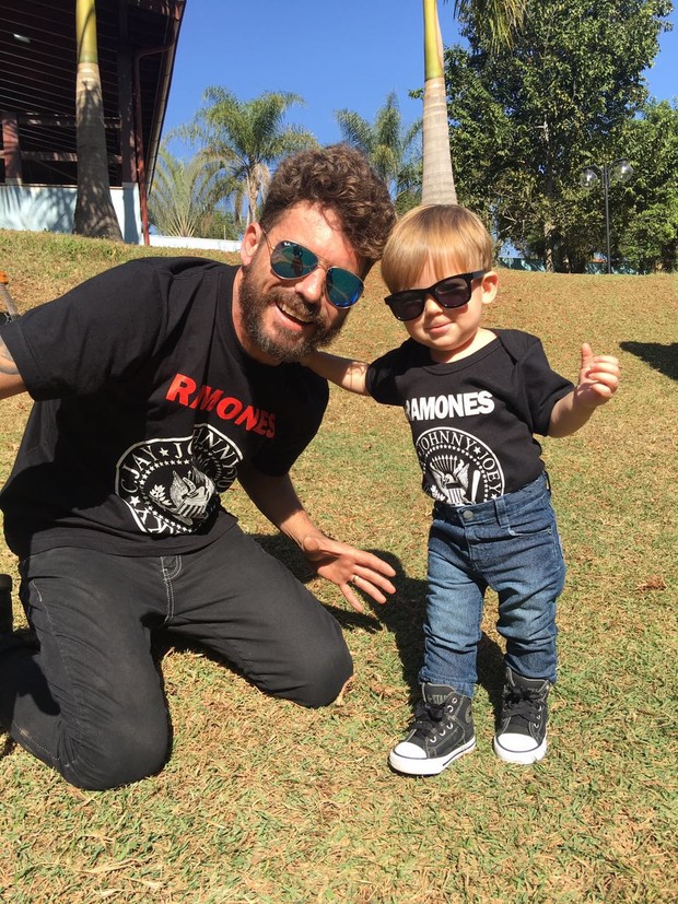 Hudson com o filho, Davi (Foto: Arquivo Pessoal)