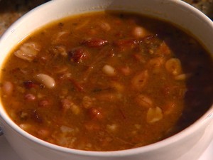 Receita de feijoada de amendoim, do Panela de Bairro (Foto: Reprodução/TV Bahia)