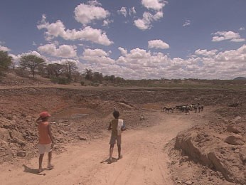 Problemas na seca do Sertão nordestino ainda não foram solucionados (Foto: Reprodução / TV Globo)