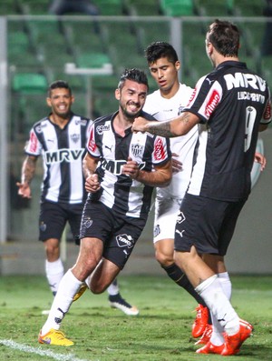Com gol sobre o Santos, Dátolo, do Galo, retoma ponta do Gringo do Ano
