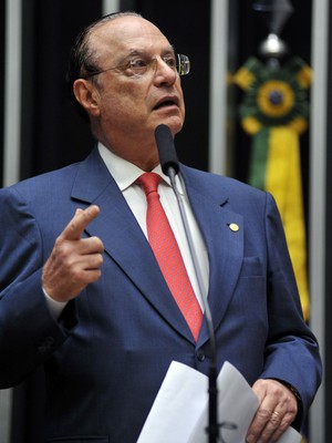 Paulo Maluf nega ter conta bancária no exterior (Foto: Leonardo Prado/Agência Câmara)