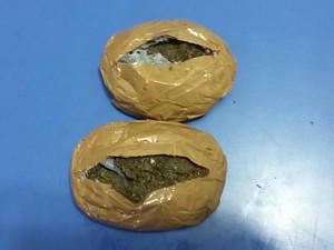 Ao todo, a Polícia Civil apreendeu 250 gramas de maconha (Foto: Polícia Civil/Cedida) Ao todo, a Polícia Civil apreendeu 250 gramas de maconha (Foto: Polícia Civil/Cedida)