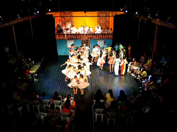  Espetáculo de iniciação artística aborda as lendas amazônicas, em Belém. (Foto: Divulgação/FCP)