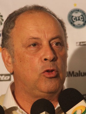 Ernesto Pedroso, diretor do Coritiba (Foto: Gabriel Hamilko / GloboEsporte.com)