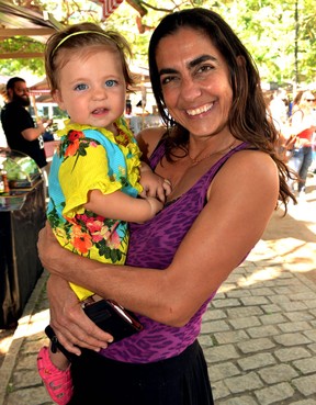 Carol Machado e a filha (Foto: Cristina Granato / Divulgação) Carol Machado e a filha (Foto: Cristina Granato / Divulgação)