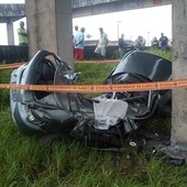 Motorista morre após tirar foto a 170 km/h (Jovem após tirar foto dirigindo a 170 km/h (Tarcisio Sween/VC no G1))
