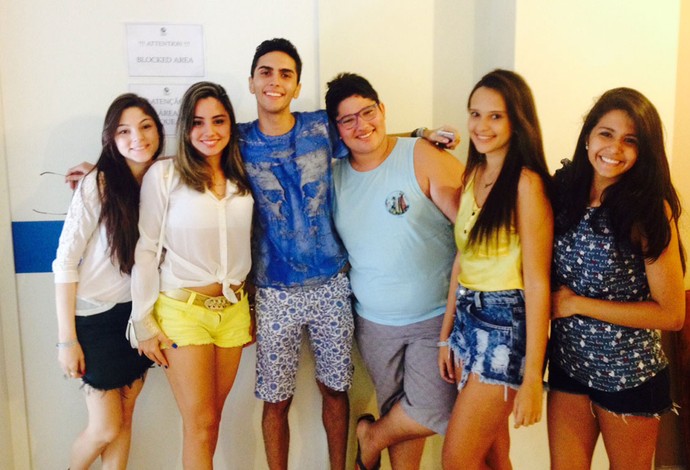 torcida brasil hotel fortaleza (Foto: Marcelo Baltar)