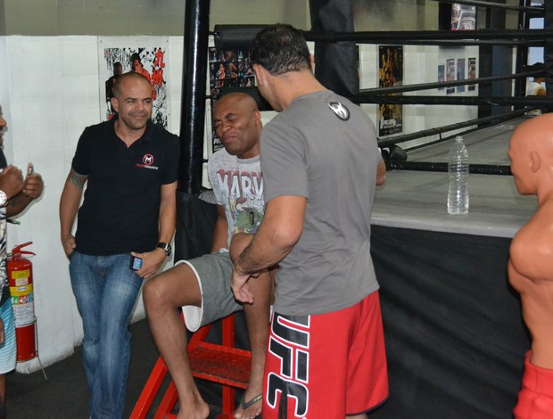 Anderson Silva e Minotauro MMA UFC (Foto: Ivan Haupp)