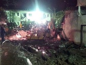 Bombeiros Encontram Restos Mortais E Fuselagem Do Aviao De Campos Santos E Regiao G1