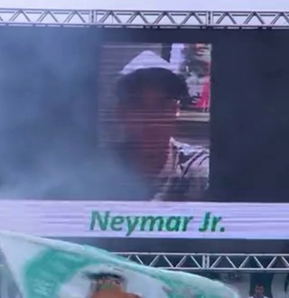 Neymar telão Arena Condá (Foto: Reprodução)