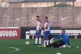 Mano fecha parte de treino e não divulga equipe que enfrenta o Bahia Mano fecha parte de treino e não divulga equipe que enfrenta o Bahia
