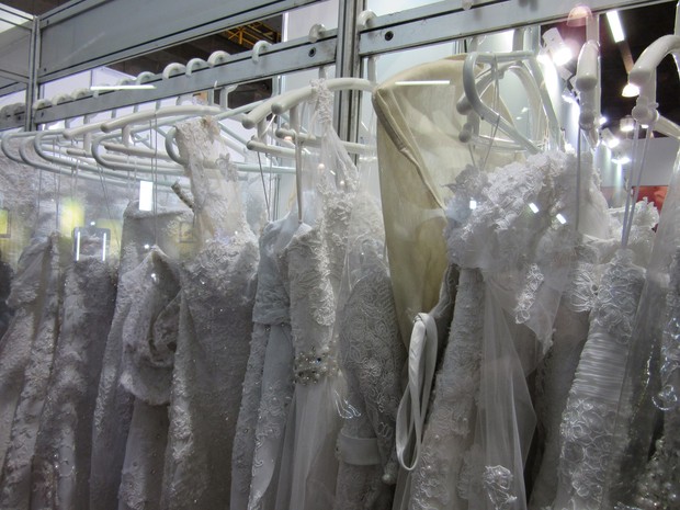 Vestidos expostos no Expo Noixas & Festas, em São Paulo (Foto: Karina Trevizan/G1) Vestidos expostos no Expo Noixas & Festas, em São Paulo (Foto: Karina Trevizan/G1)