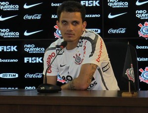 Fabio Santos, do Corinthians (Foto: Wagner Eufrosino / globoesporte.com)