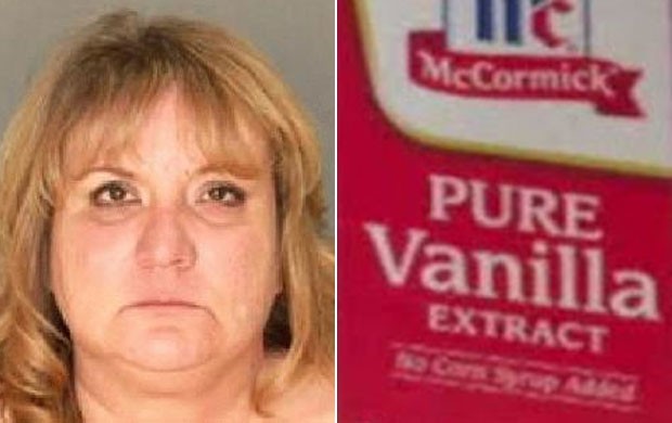 Carolyn Kesel ficou bêbada ao beber extrato de baunilha (Foto: Wayne County Jail/Reprodução)