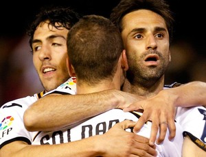 Jonas valencia gol real betis (Foto: Agência Reuters)