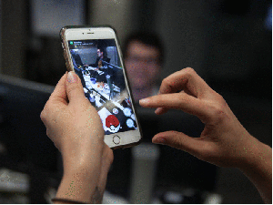 (VALE ESTE) 'Pokémon Go' já funciona na redação do G1, em São Paulo (Foto: Marcelo Brandt/G1)