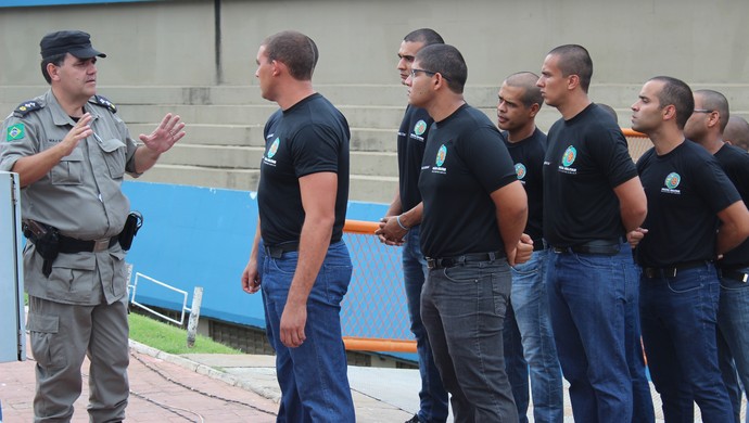 Major Clauber Freitas - Comandante do Policiamento nos estádios de Goiânia (Foto: Fernando Vasconcelos / Globoesporte.com)
