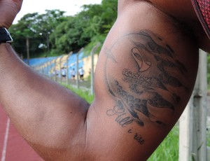 Gustavo Henrique, Paralimpíada Rio 2016, velocista, Presidente Prudente, tatuagem (Foto: Murilo Rincon / GloboEsporte.com)