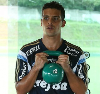 Palmeiras prepara Jean para o Paulista e aguarda retorno de volante