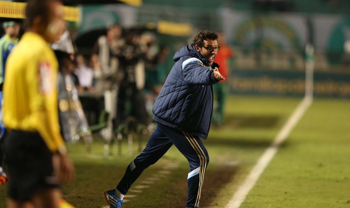 Lúcio apoia Valentim e faz ressalva sobre técnico gringo no Verdão