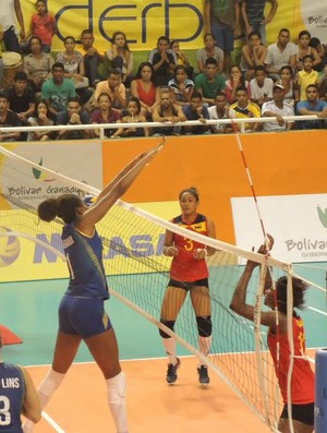 Sul-Americano feminino de vôlei, Brasil x Colômbia (Foto: Fabio Leme)