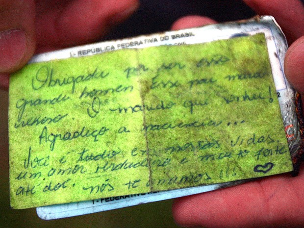 G1 - Piloto carregava bilhete com recado da mulher e da filha: 'Volta logo,  papai' - notícias em Sorocaba e Jundiaí
