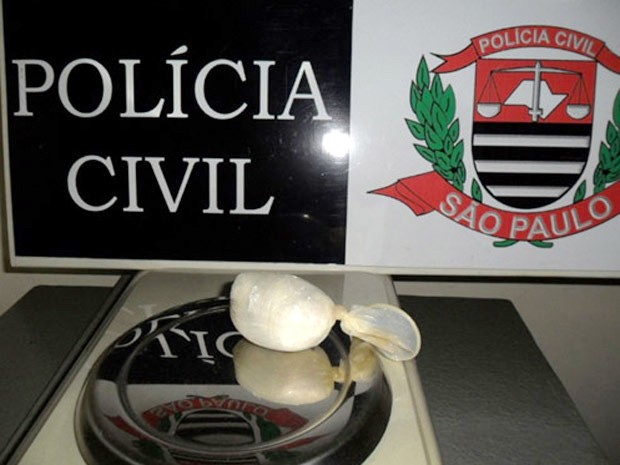 G1 Mulher Acaba Presa Ao Tentar Entrar Em Presídio Com 40g De Cocaína Notícias Em Presidente 6957