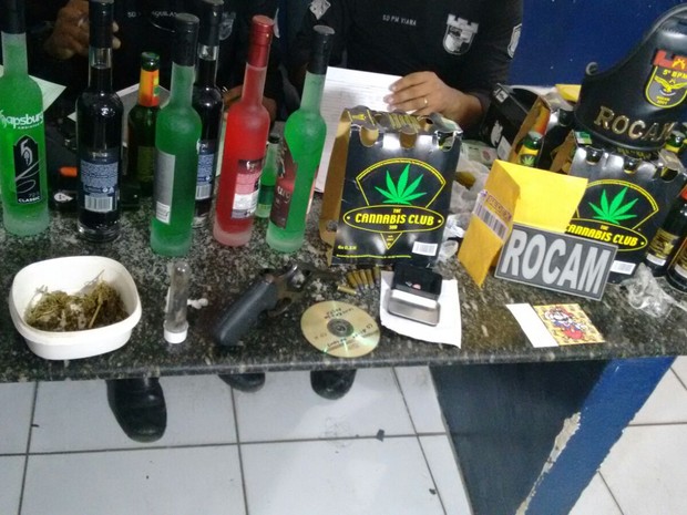 G1 Jovens são presos drogas vendidas em festas de Petrolina