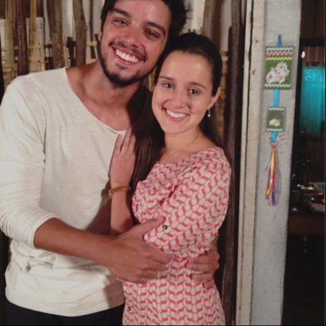 Rodrigo Simas (Marlon) e Karen Coelho (Sandra) de &#39;Além do horizonte&#39; (Foto: Divulgação)