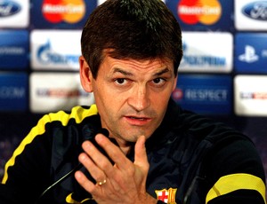 Tito Vilanova na coletiva do Barcelona (Foto: AP) Tito Vilanova na coletiva do Barcelona (Foto: AP)