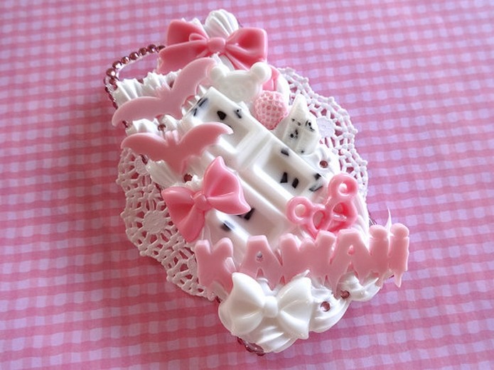 Case para iPhone 5s no estilo Kawaii (Foto: Reprodução/Etsy)