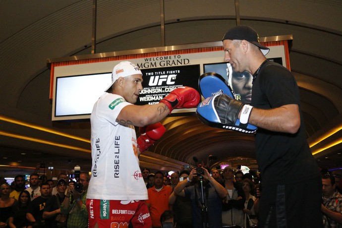 Vitor Belfort treino aberto UFC 187 (Foto: Evelyn Rodrigues)