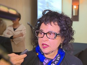 Cíntia Moscovich é escritora, jornalista e mestre em Teoria Literária (Foto: Reprodução/RBS TV)