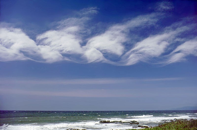 Nuvem Kelvin-Helmholtz parece ondas do mar  (Foto: Astronautilus/Wikimeia Commons)