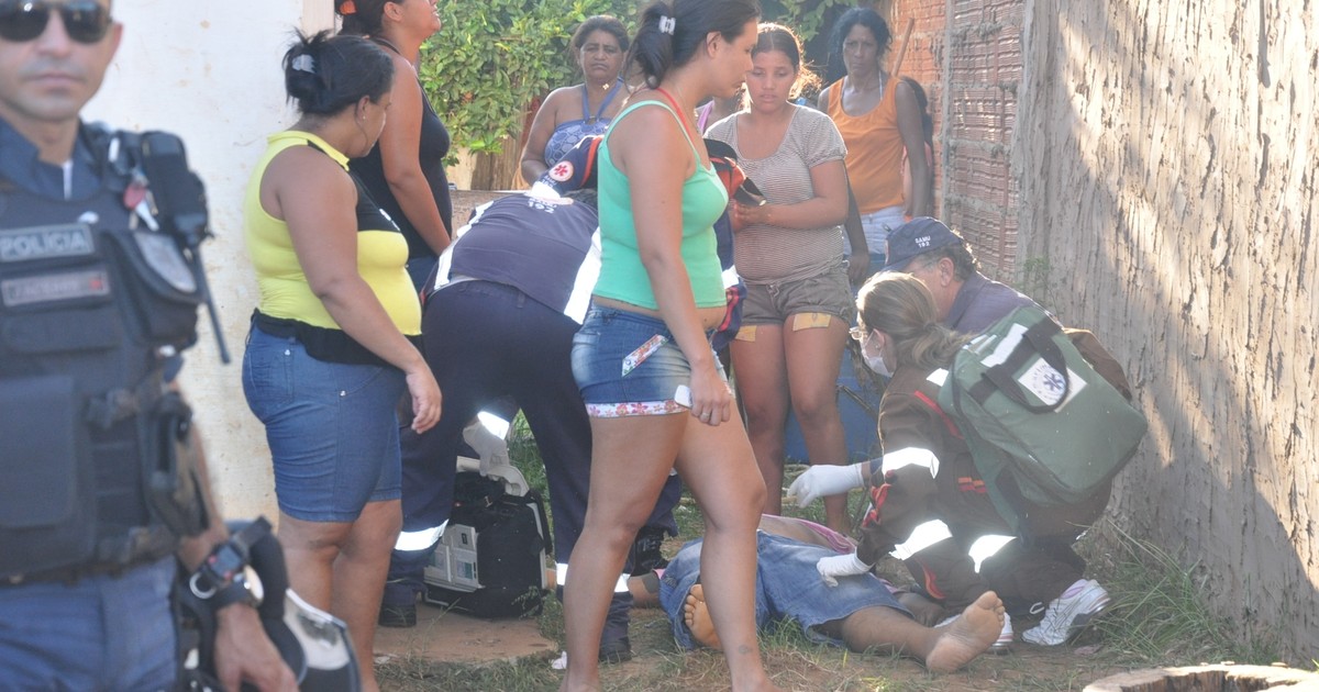 G1 Homem é Morto A Tiro E Outro Fica Gravemente Ferido Em Campo Grande Notícias Em Mato 4355