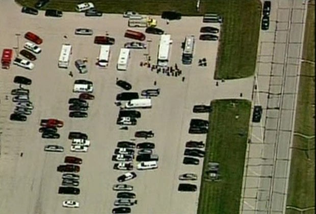 Tiroteio em templo religioso deixa mortos nos EUA (Foto: Reprodução de vídeo)