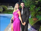 Andressa Suita posa ao lado de Gusttavo Lima: 'Padrinhos'