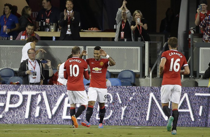 Memphis Depay e Wayne Rooney Manchester United - AP (Foto: AP)