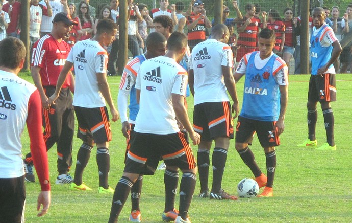 Treino Flamengo Criciúma (Foto: Fred Huber)