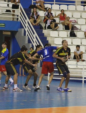 Adalberto Valle e Nilton Lins, handebol masculino (Foto: Frank Cunha/Globoesporte.com) Adalberto Valle e Nilton Lins, handebol masculino (Foto: Frank Cunha/Globoesporte.com)
