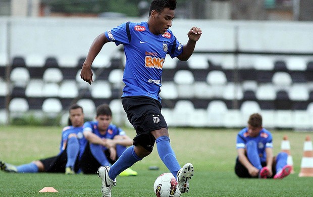 Joshua filho de Pelé (Foto: Pedro Ernesto Guerra Azevedo/Divulgação Santos FC)