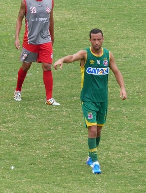 Nenê no jogo-treino do Vasco (Foto: Sofia Miranda / GloboEsporte.com)