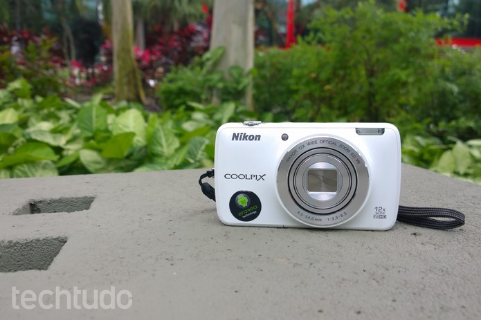 Nikon Coolpix S810c conta com tecnologia Android (Foto: Lucas Mendes/TechTudo) Nikon Coolpix S810c conta com tecnologia Android (Foto: Lucas Mendes/TechTudo)