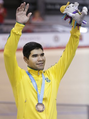 Gideoni Rodrigues Monteiro, bronze,  ciclismo pan-americano toronto (Foto: Felipe Dana/ AP)
