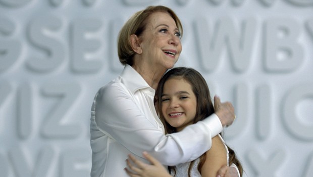 Fernanda Montenegro e Mel Maia estrelam a campanha vem_aí 2016, da Globo (Foto: Globo)