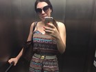Em boa forma, Simony faz selfie usando roupa curta