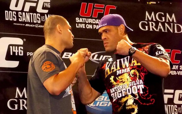 Coletiva UFC -encarada velasquez x pezão (Foto: Adriano Albuquerque/SporTV.com)