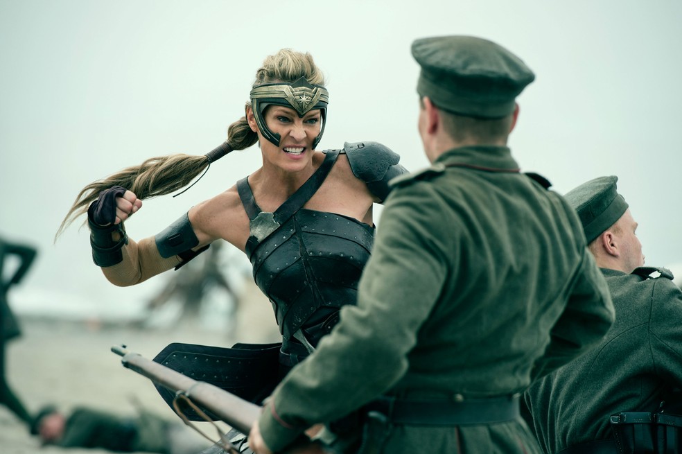Robin Wright em 'Mulher Maravilha' (Foto: Divulgação)